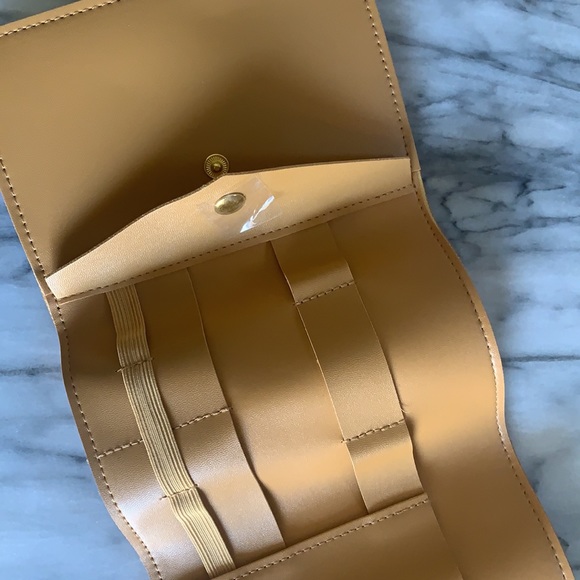 💗Glass and Ladder Tech Organizer Roll💗 - Picture 4 of 7